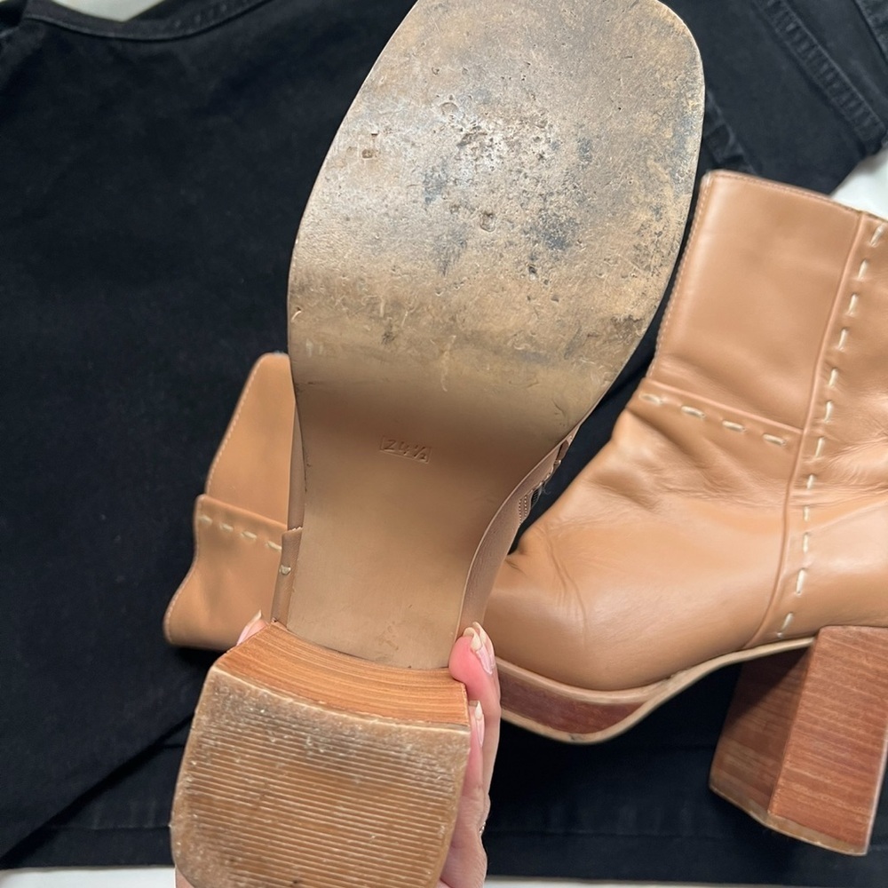 Tan Vintage Square Booties ✨👢 - Picture 3 of 4
